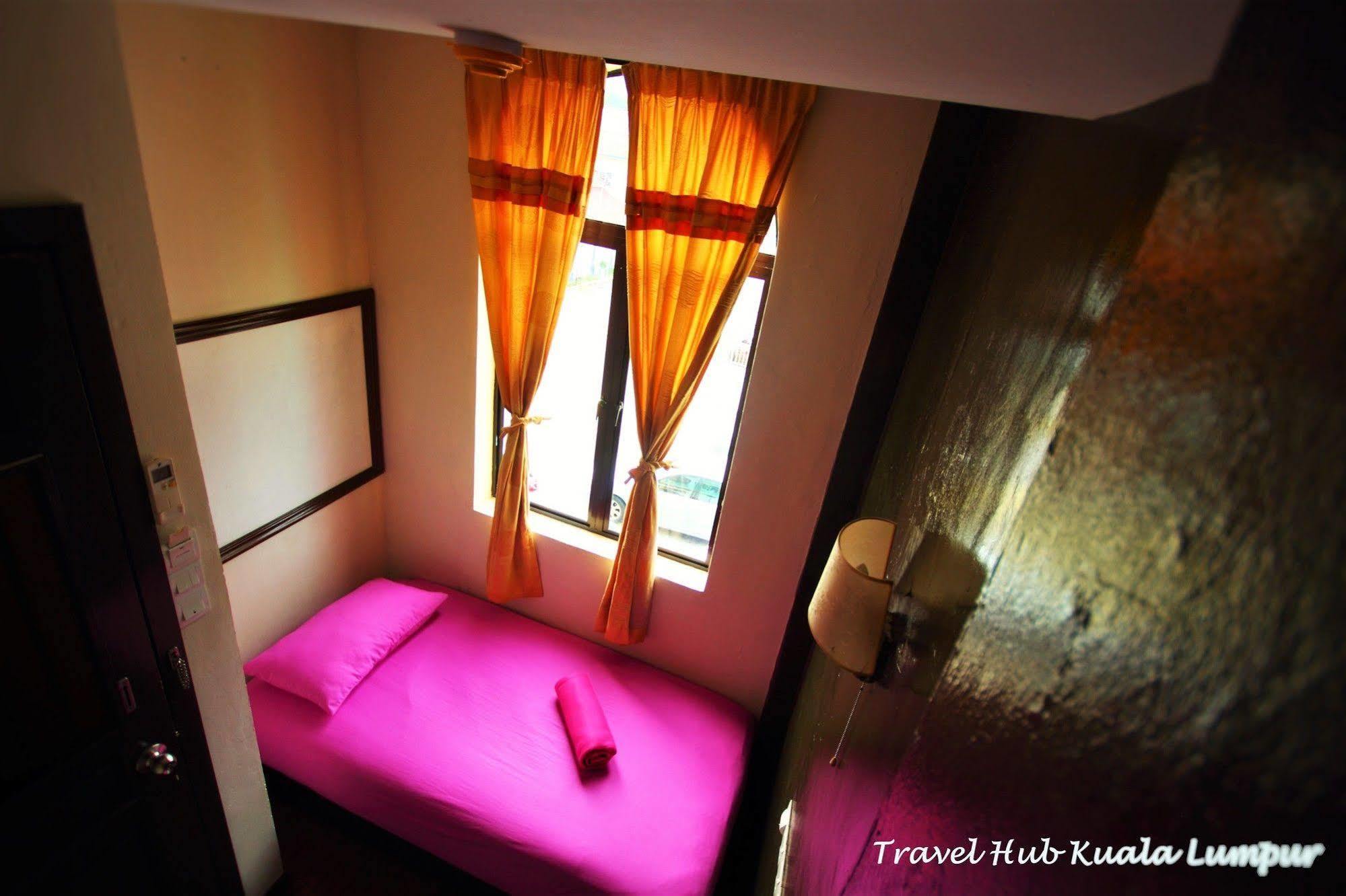 Albergue Travel Hub Highstreet Kuala Lumpur Exterior foto