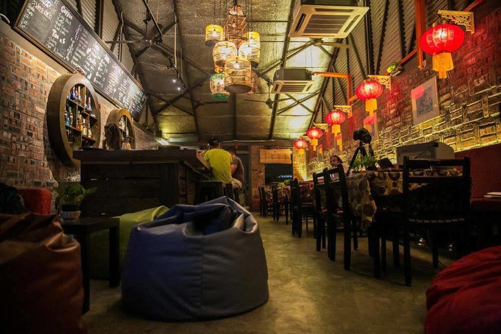 Albergue Travel Hub Highstreet Kuala Lumpur Exterior foto